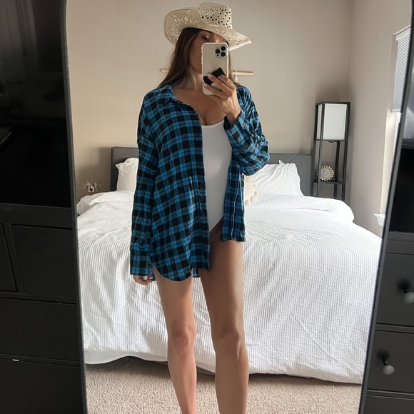 Blue and black plaid button up - Picture 2 of 2